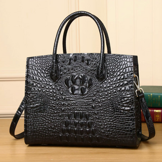 Lucciz Ariella Handbag - Lucciz