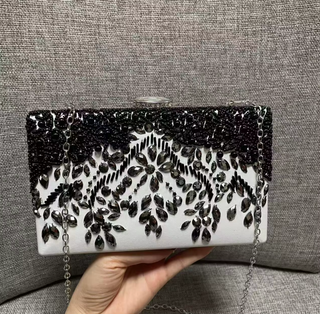 Lucciz Samara Clutch Bag - Lucciz