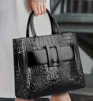 Lucciz Milani Medium Tote Bag