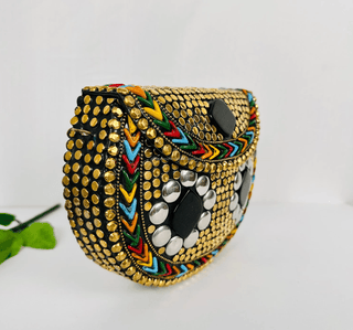 Lucciz Gold Vintage Metal Mosaic Clutch Bag - Lucciz