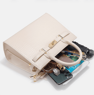 Lucciz Kamiyah Handbag - Lucciz