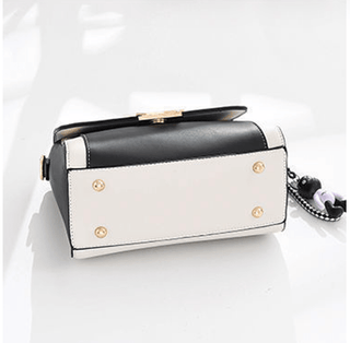 Lucciz Tiffany Flair Shoulder Bag - Lucciz